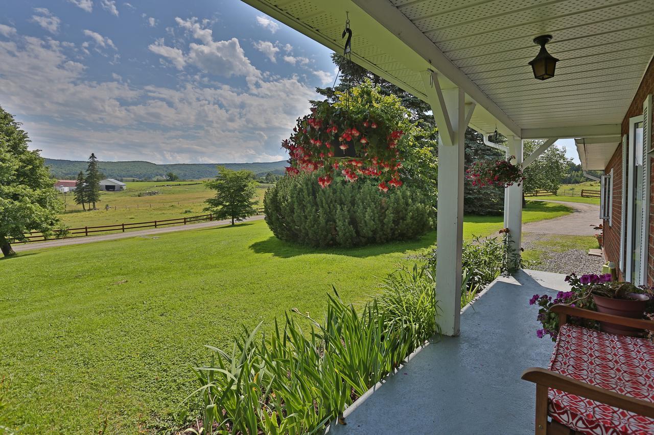 Bed & Breakfast Ranch St-hubert *